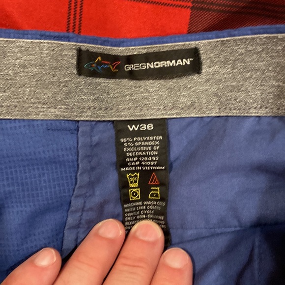 Greg Norman blue golf style shorts - Picture 7 of 7